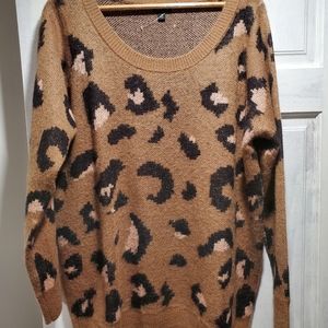Torrid sweater.  Never worn !